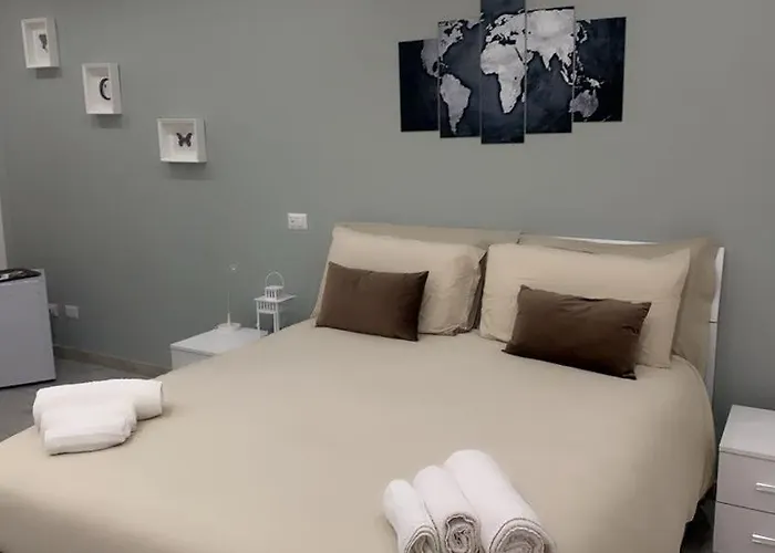 One Hundred Rooms Roma